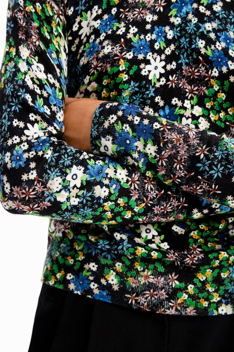 Slim floral fine pullover