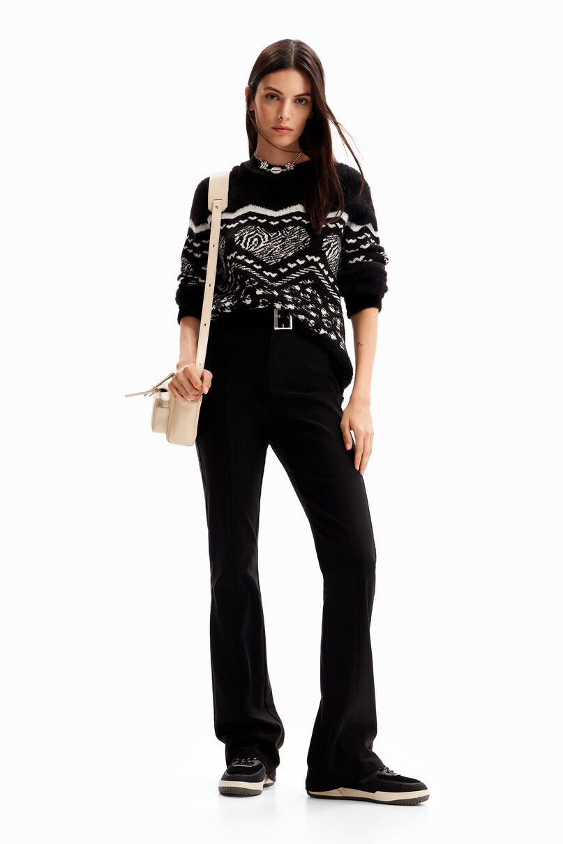 Heart border pullover
