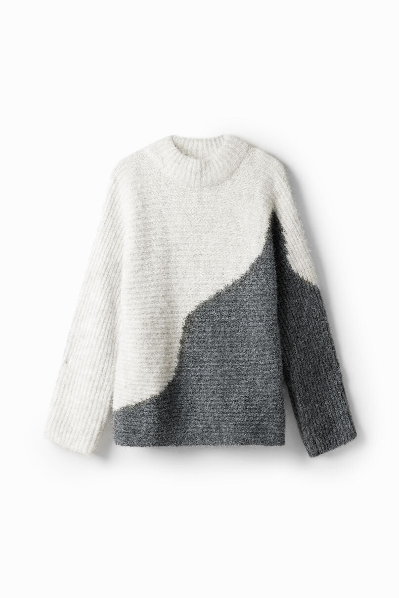 Oversize two-tone pullover