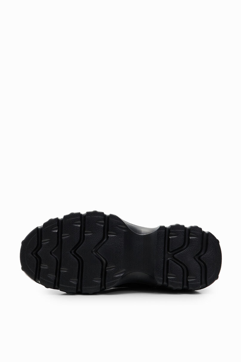 Chunky leather clogs