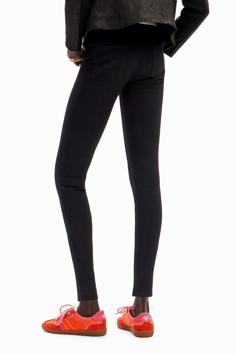 Slim push-up jeans