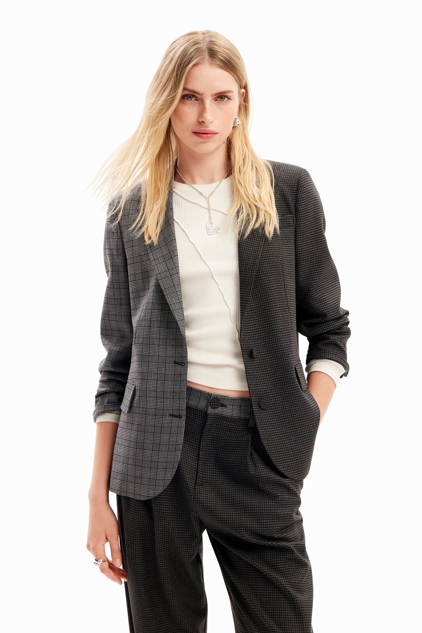 Straight houndstooth patch blazer