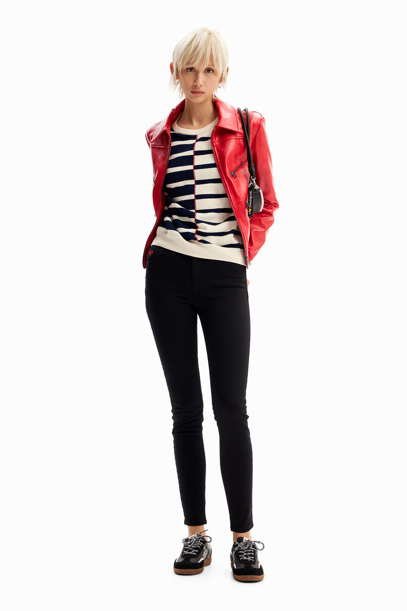 Zigzag stripe pullover