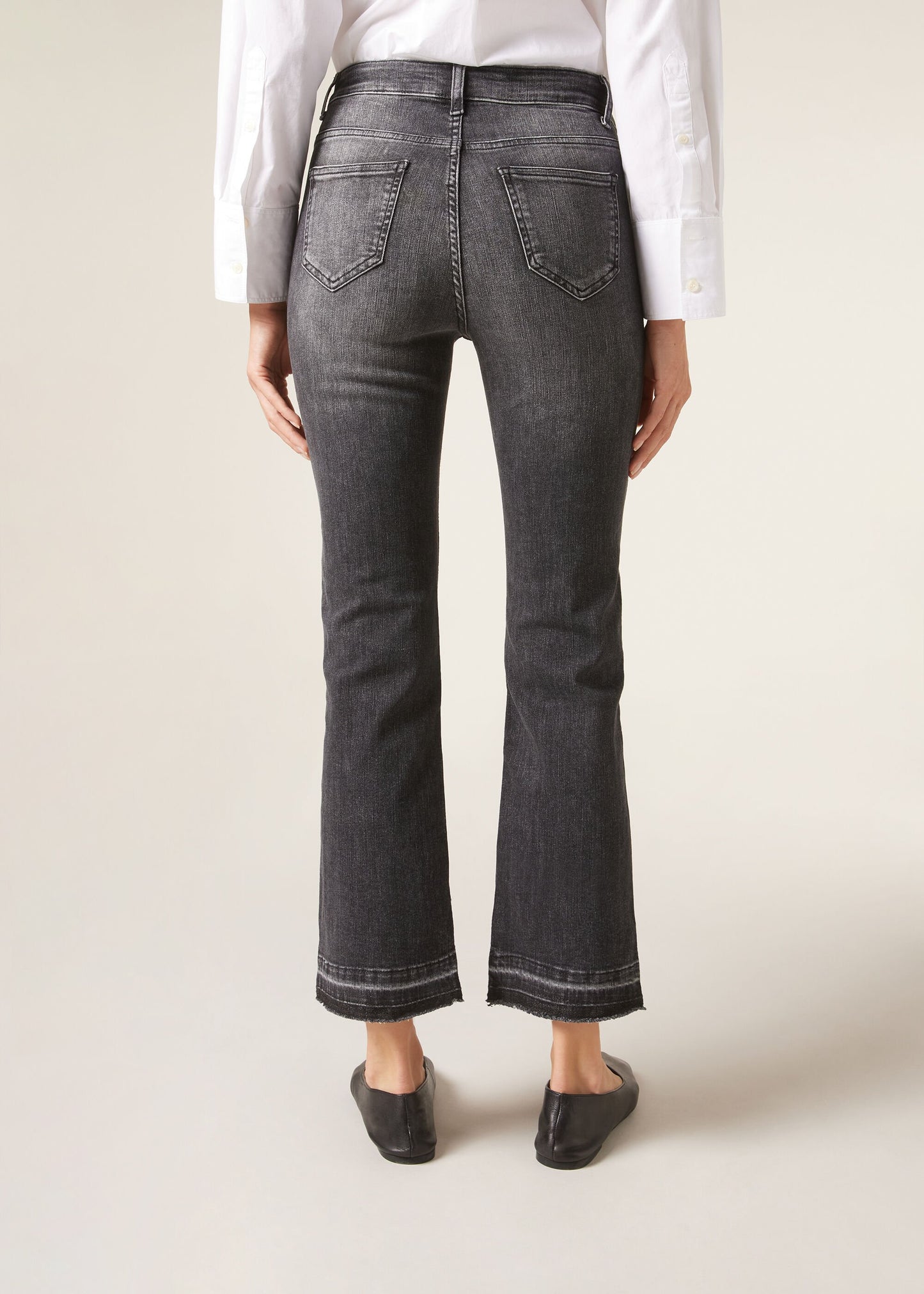 Cropped Flared Jeans